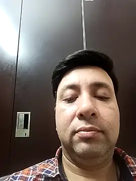 innocentboy1987 online show from 02.26.26