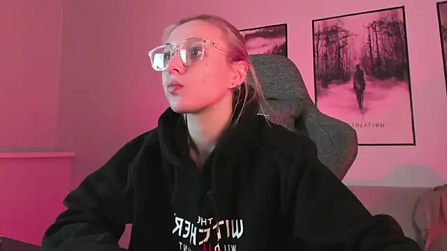 Snapshot of PhilippaAdamas chatting on 03.02.25 PhilippaAdamas online show from 03.02.25