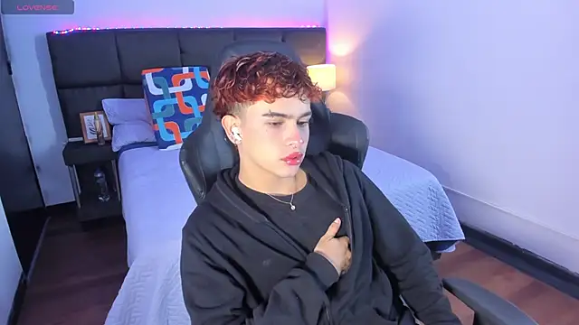 Aiiden 15 online show from 11.18.25