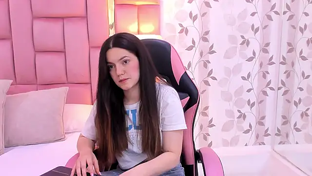 ArianaFranco online show from 12.13.25