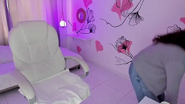 Isabela Fiorelli online show from 01.07.26