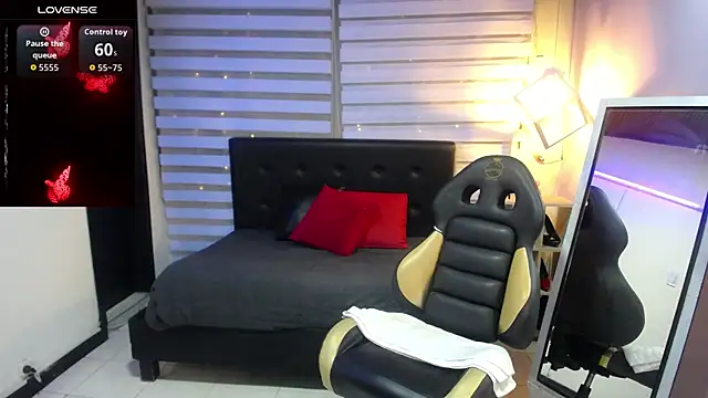 Cute Angell  online show from 10.21.25