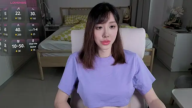 joycemilka online show from 10.30.25