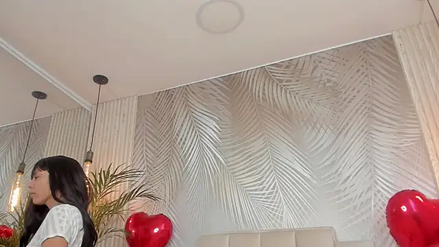 Dakotacarvajal online show from 02.16.25