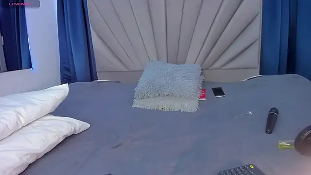 Dakotacarvajal online show from 03.14.25