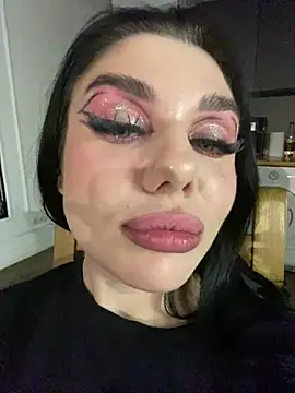 MaeveMoon online show from 02.01.26