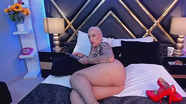 SophieWinsloow online show from 03.22.25