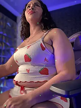 Carola-Ross online show from 02.22.25