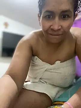 Carola-Ross online show from 04.18.26