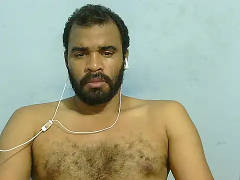 Snapshot of YOX22 chatting on 04.22.26 YOX22 online show from 04.22.26