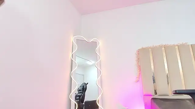 Snapshot of Gaby_tay1 chatting on 03.11.25 Gaby tay1 online show from 03.11.25