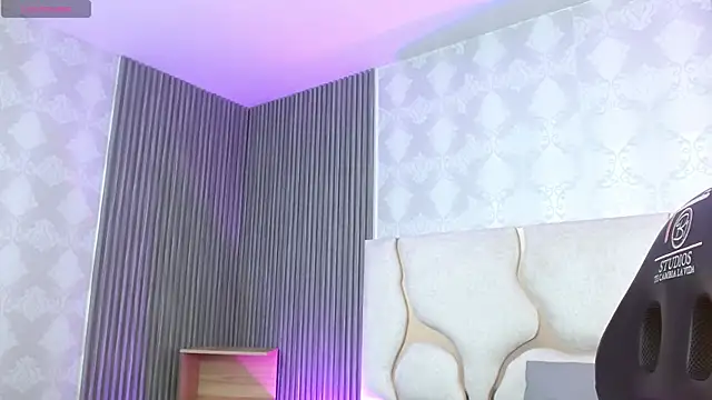 Snapshot of Gaby_tay1 chatting on 09.21.25 Gaby tay1 online show from 09.21.25