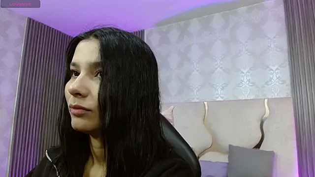 Snapshot of Gaby_tay1 chatting on 10.08.25 Gaby tay1 online show from 10.08.25