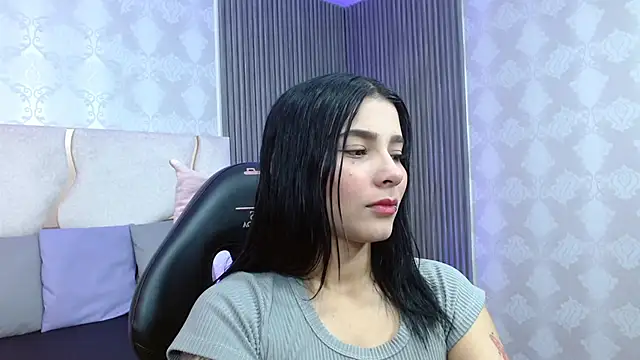 Snapshot of Gaby_tay1 chatting on 10.25.25 Gaby tay1 online show from 10.25.25