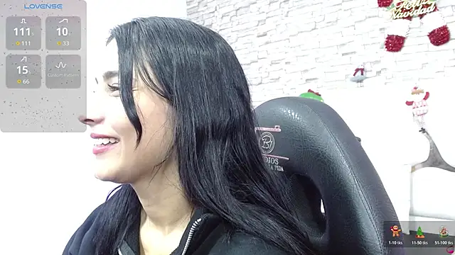 Snapshot of Gaby_tay1 chatting on 12.16.25 Gaby tay1 online show from 12.16.25