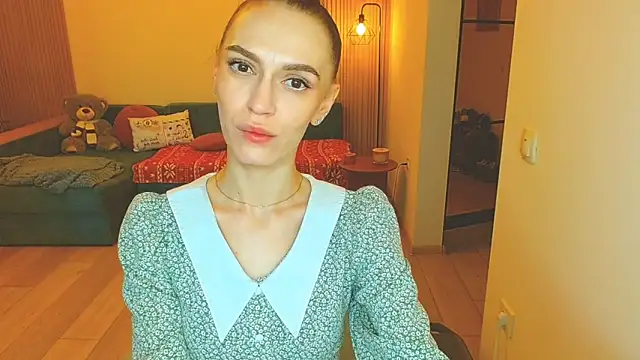 Snapshot of Lady_Sunshine_ chatting on 12.18.25 Lady Sunshine online show from 12.18.25