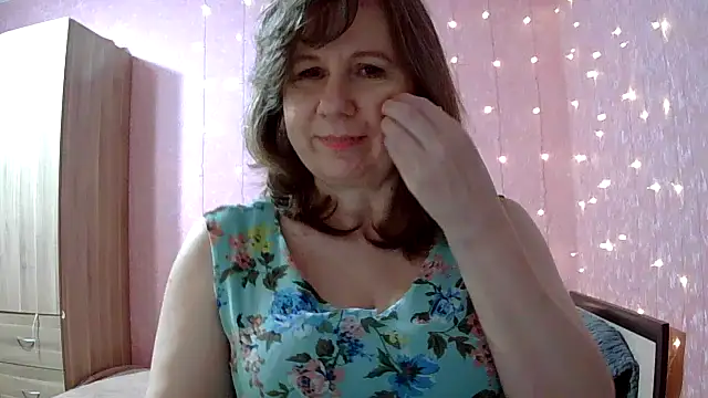 Snapshot of Starsan chatting on 02.09.26 Starsan online show from 02.09.26