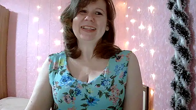 Snapshot of Starsan chatting on 02.12.26 Starsan online show from 02.12.26