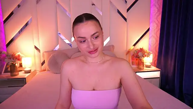 LindsieGreyy online show from 04.06.26