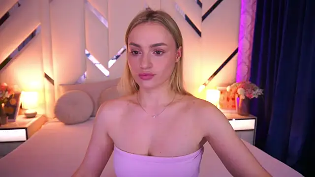 Snapshot of LindsieGreyy chatting on 06.05.26 LindsieGreyy online show from 06.05.26