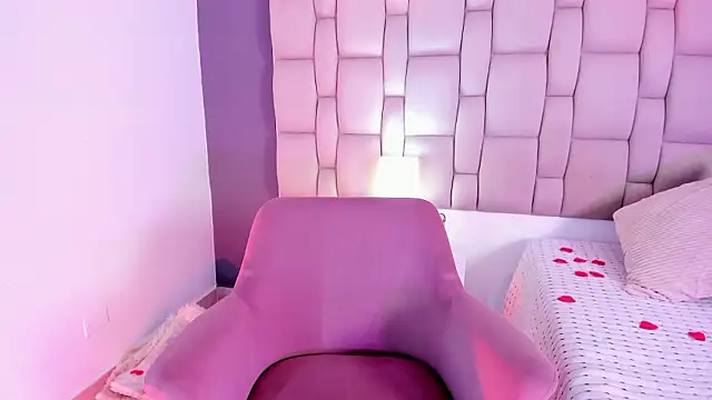 Mia cm online show from 02.16.26