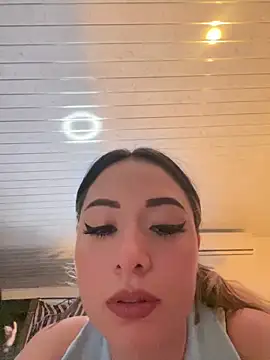 Snapshot of Nataylayla chatting on 03.08.25 Nataylayla online show from 03.08.25