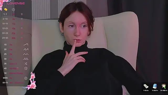 Snapshot of JoYung chatting on 09.29.25 JoYung online show from 09.29.25