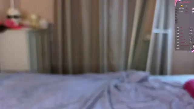 Snapshot of ColleenCox chatting on 03.23.25 ColleenCox online show from 03.23.25