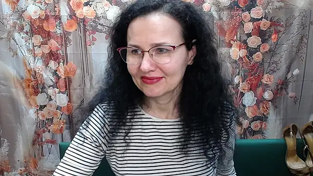 Snapshot of Miroslava_Happi chatting on 04.04.26 Miroslava Happi online show from 04.04.26