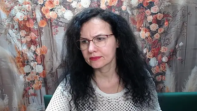 Snapshot of Miroslava_Happi chatting on 04.11.26 Miroslava Happi online show from 04.11.26
