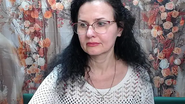 Snapshot of Miroslava_Happi chatting on 04.23.26 Miroslava Happi online show from 04.23.26