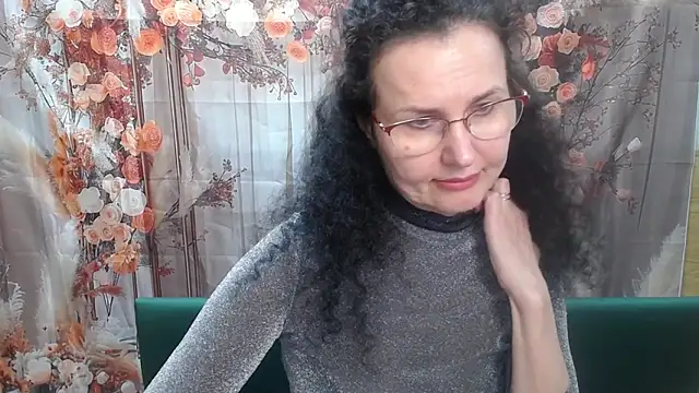 Snapshot of Miroslava_Happi chatting on 05.15.26 Miroslava Happi online show from 05.15.26