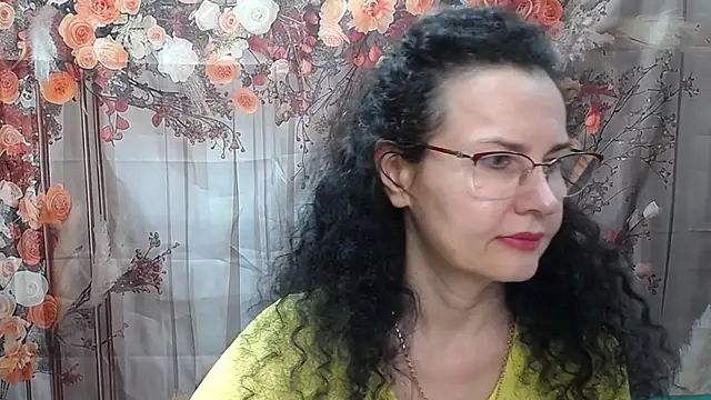 Snapshot of Miroslava_Happi chatting on 05.24.26 Miroslava Happi online show from 05.24.26