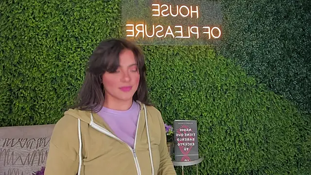 emmiily z online show from 02.11.25