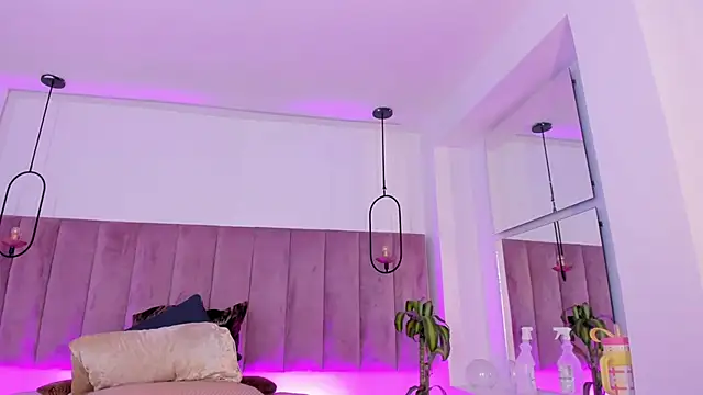 Snapshot of emmiily_z chatting on 05.16.26 emmiily z online show from 05.16.26