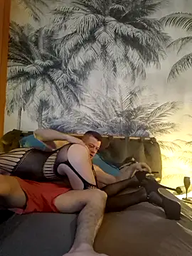 Snapshot of arnaudelsa chatting on 10.04.25 arnaudelsa online show from 10.04.25