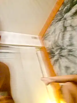 Snapshot of arnaudelsa chatting on 10.05.25 arnaudelsa online show from 10.05.25