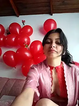 CHLOE ISABELL online show from 02.14.25