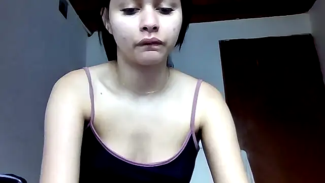 CHLOE ISABELL online show from 04.08.26