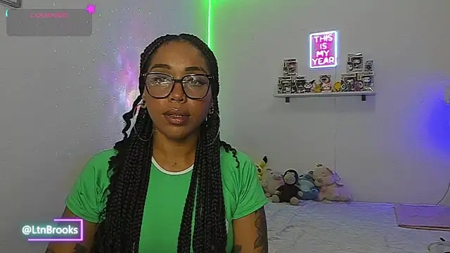 Annaa Brooks online show from 02.28.26