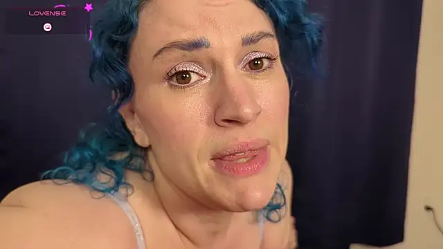 CupcakeCravings online show from 02.18.25