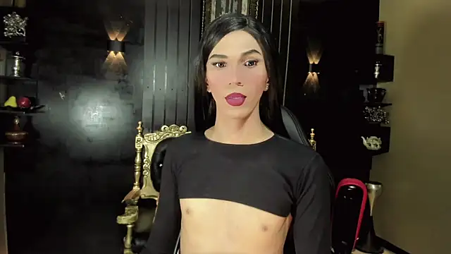 emelly horny  online show from 02.21.25