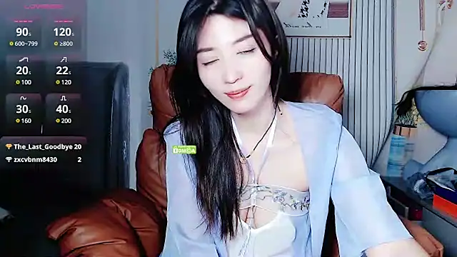 Snapshot of Tangtang-baby chatting on 03.05.25 Tangtang-baby online show from 03.05.25
