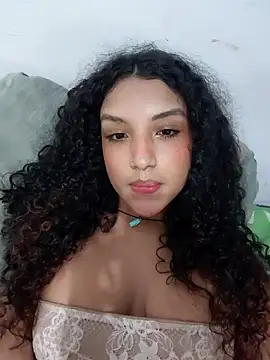 Majo BigTits online show from 11.23.25