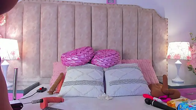 BrithanyParker  online show from 02.20.26