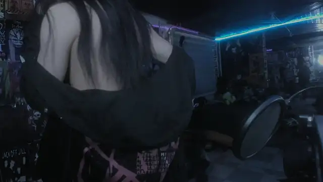 Snapshot of rotten_dreams chatting on 03.09.25 rotten dreams online show from 03.09.25