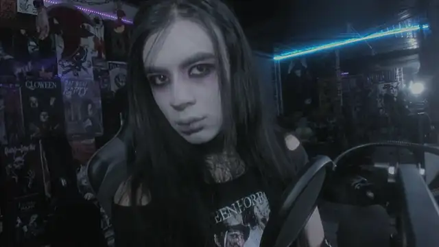 Snapshot of rotten_dreams chatting on 03.21.25 rotten dreams online show from 03.21.25