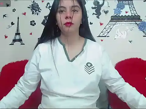 Snapshot of gatitoivanova chatting on 03.07.25 gatitoivanova online show from 03.07.25