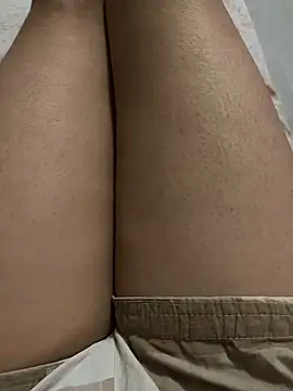 Snapshot of slust64 chatting on 10.07.25 slust64 online show from 10.07.25