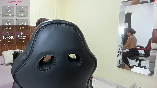 MELINAMARTINS online show from 09.25.25